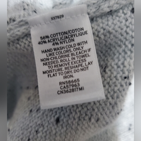 CASLON Sweater - Picture 7 of 7